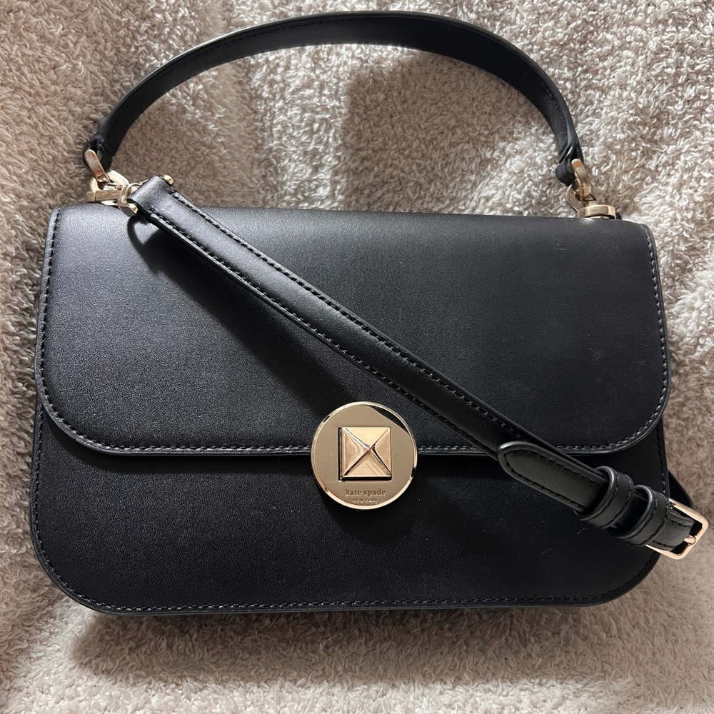 Kate Spade New York Audrey Flap Crossbody in Black